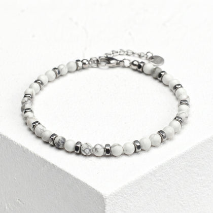 Armband Silenzio aus weißem Howlith | 4mm