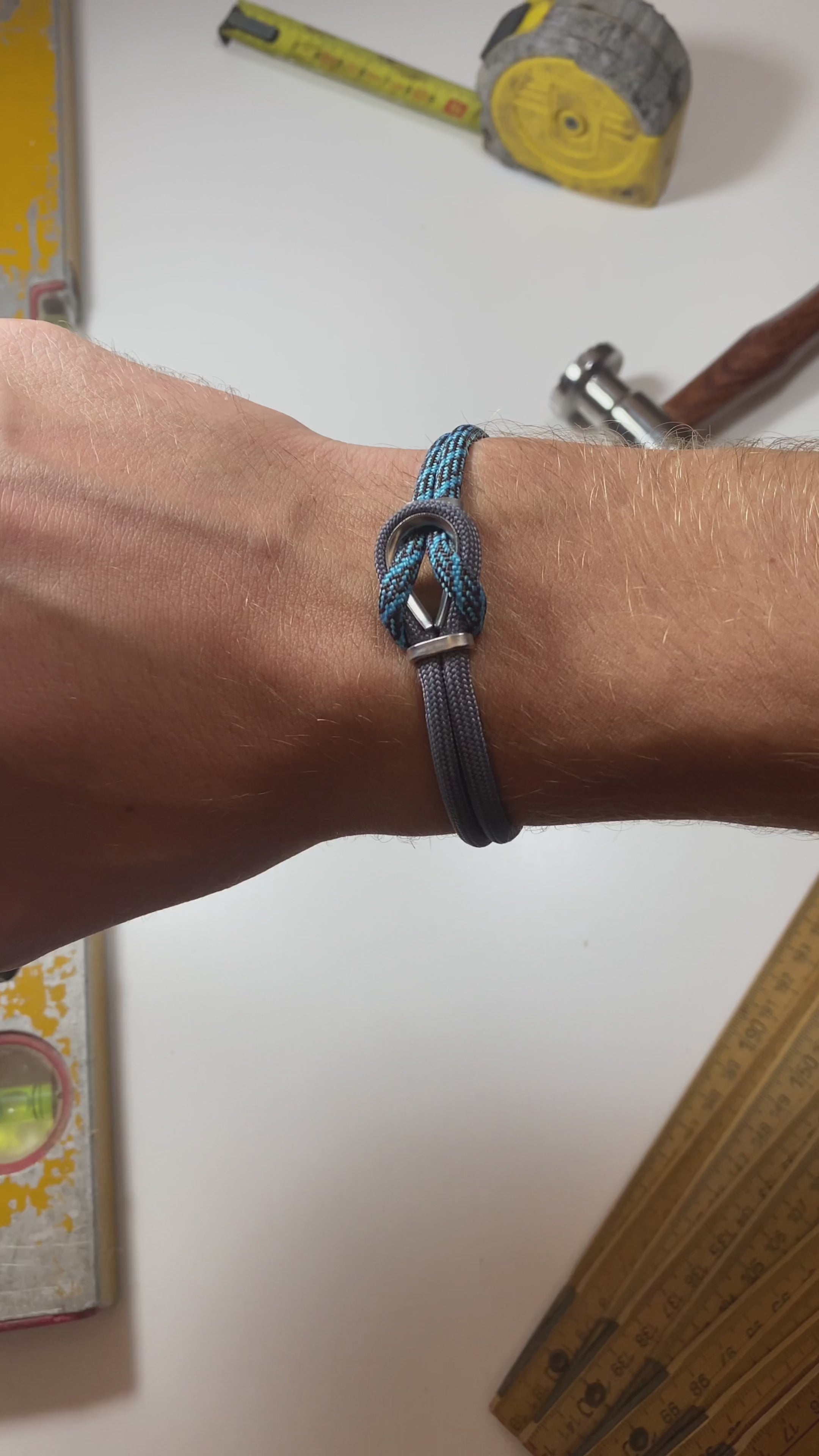 Carica video: Bracciale Portofino Orione