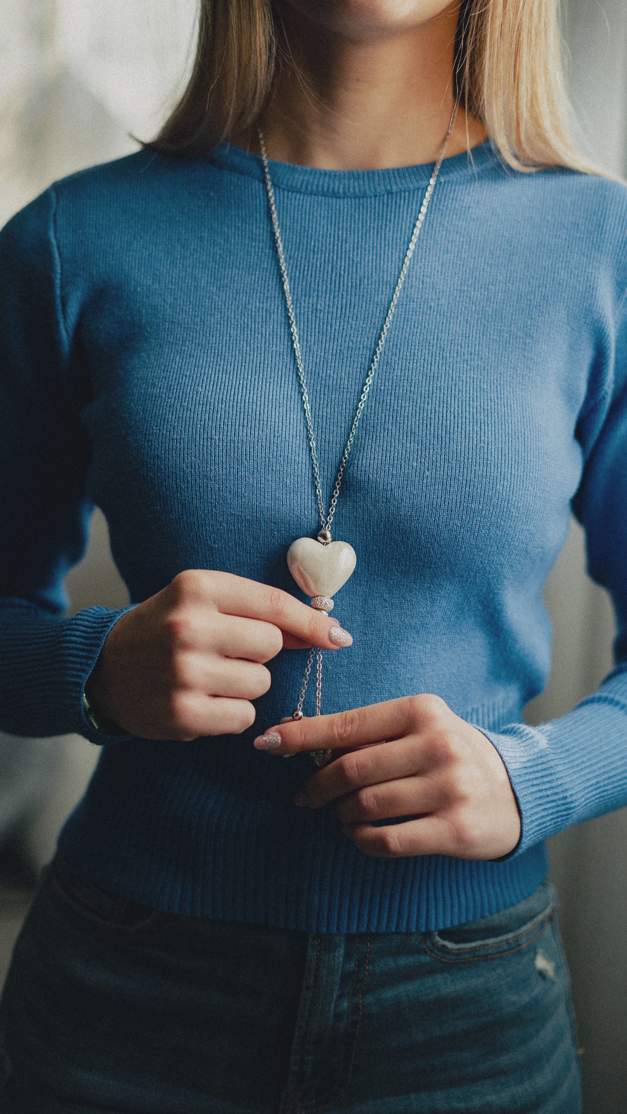 Load video: Malak Ceramic Necklace