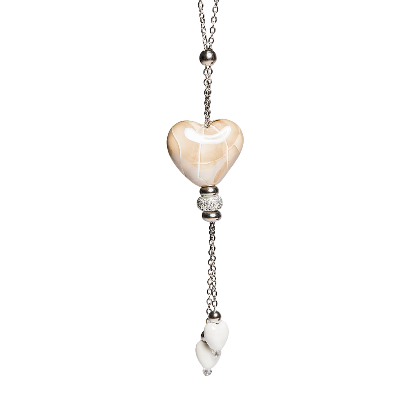Collana donna sfondo bianco artigianale