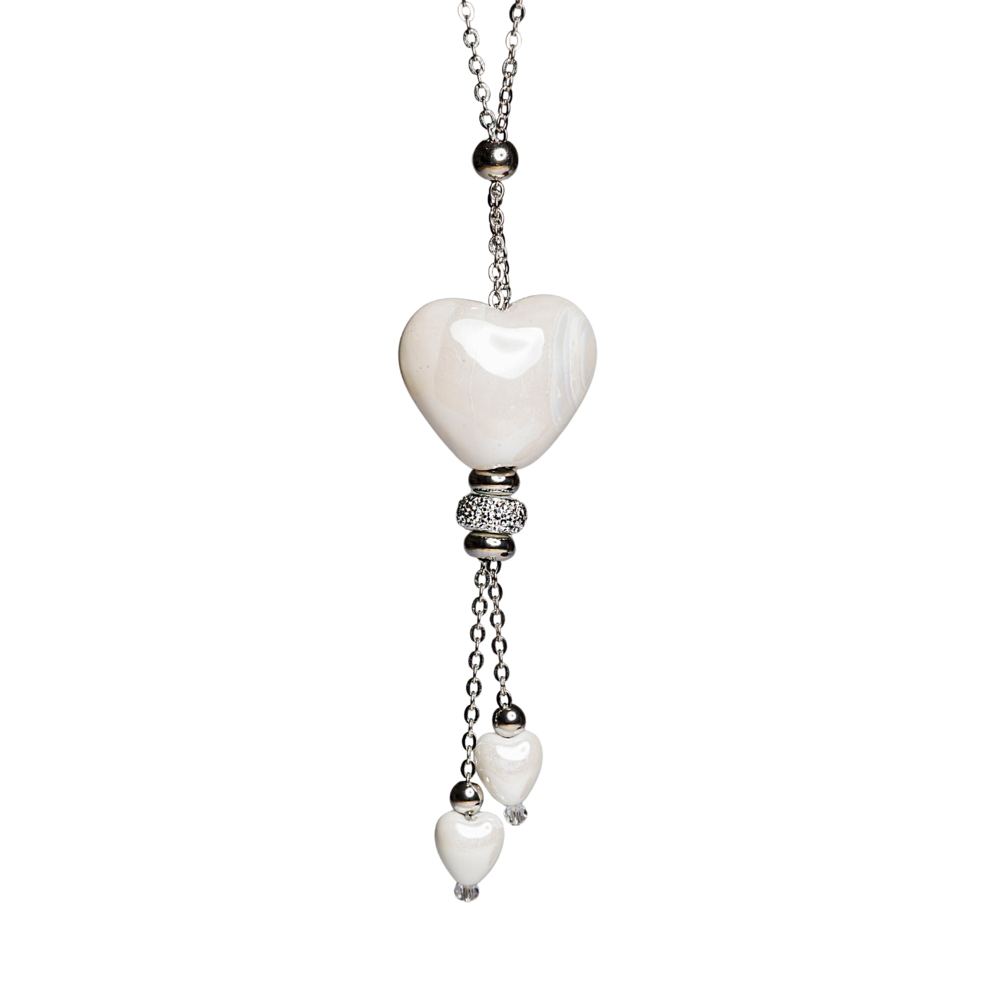 Collana donna sfondo bianco artigianale