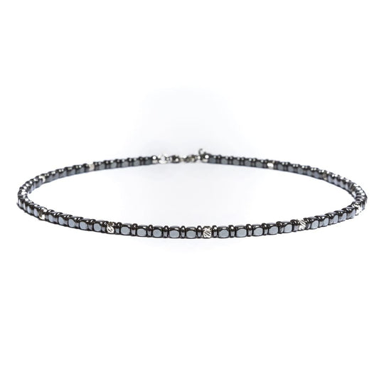 Collana Navàl in ematite