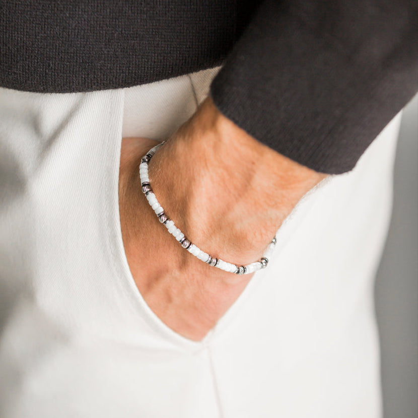 Bracciale Solenne in madre perla bianca