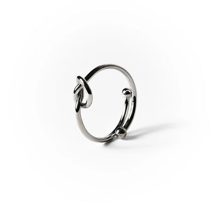 Intertwining Ring
