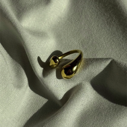 Eva Gold Color Ring