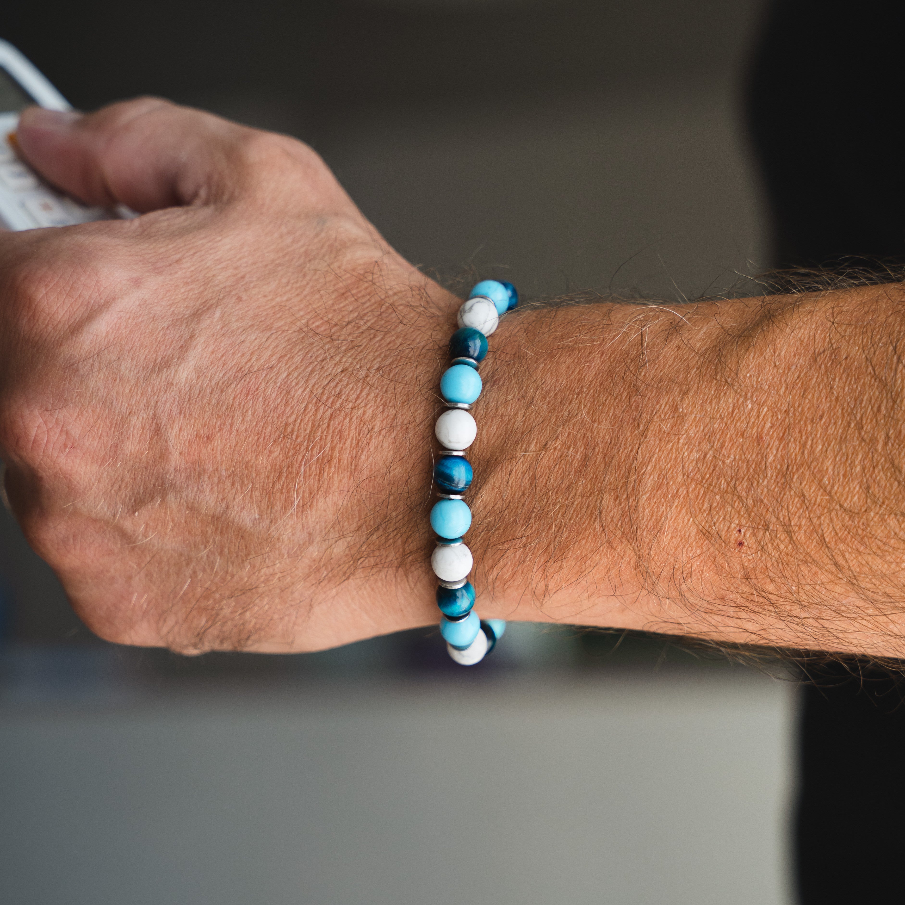 Bracciale Lungomare in occhio di tigre, howlite turchese e howlite bianca | 8mm | Nuovo