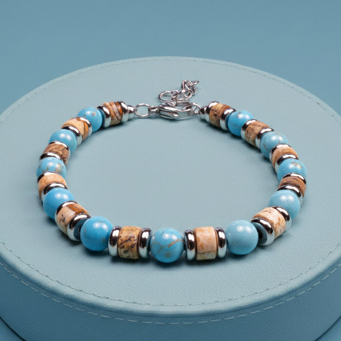 Bracciale Capri artigianale in aulite e diaspro su sfondo turchese, Lab93Studio