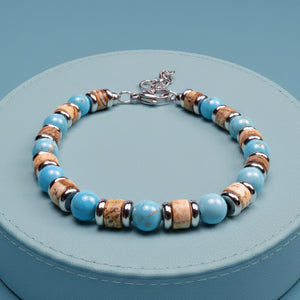 Bracciale Capri artigianale in aulite e diaspro su sfondo turchese, Lab93Studio