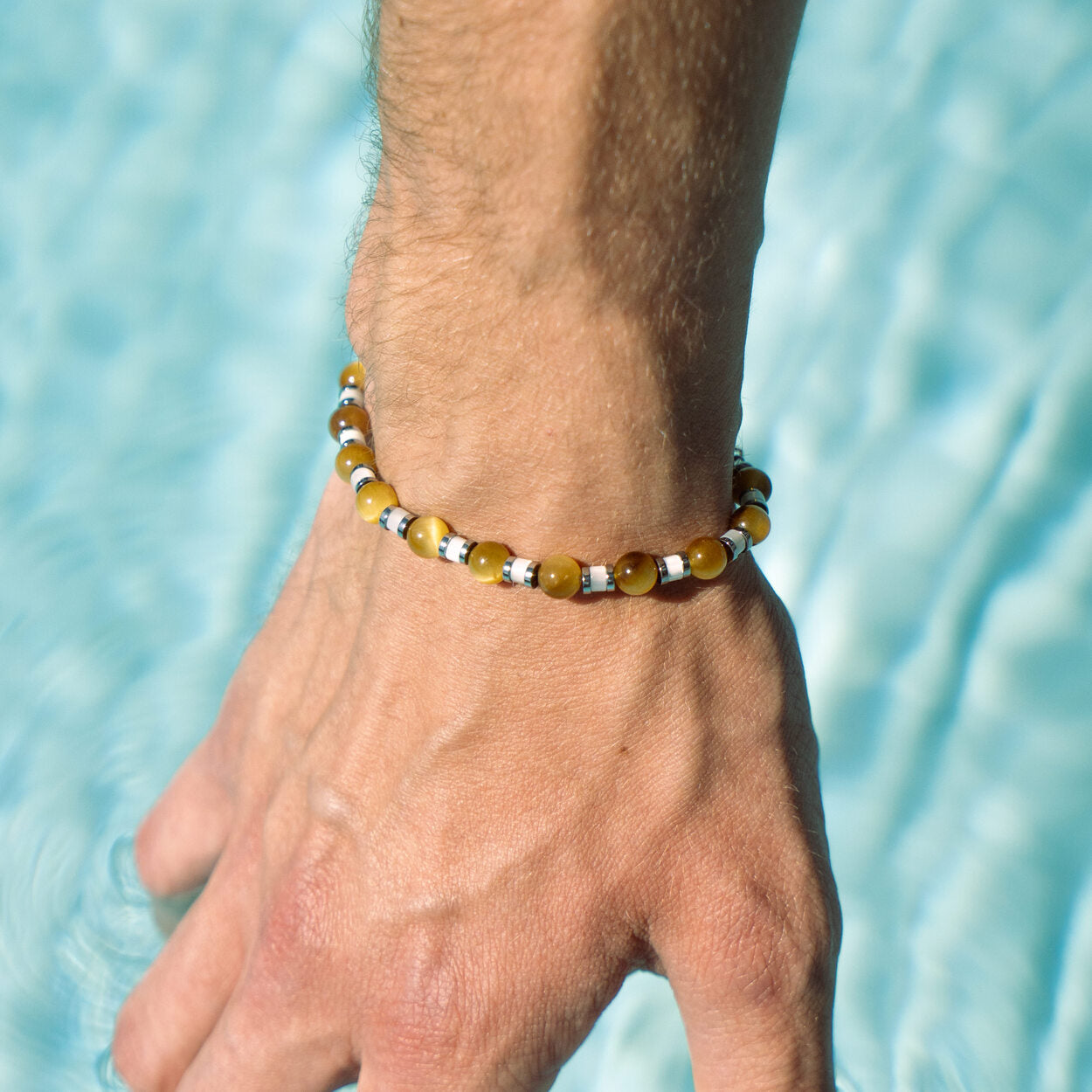 Bracciale Sabbia in occhio di tigre giallo e madreperla bianca | 4-6mm