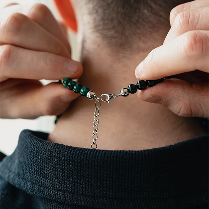 Doge Necklace in Tiger's Eye Emerald Green