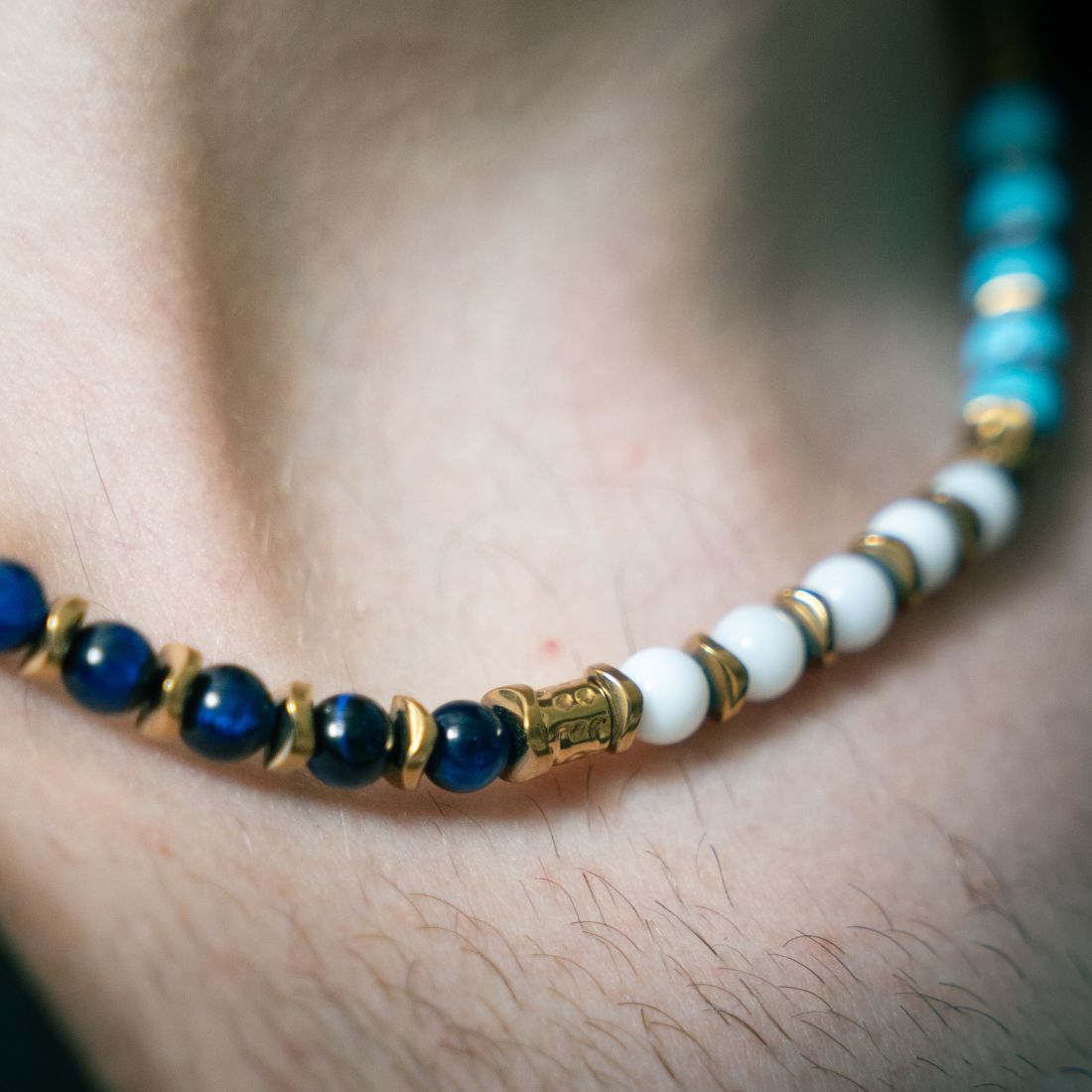Collana Macaron in howlite turchese, agata bianca, occhio di tigre e avventurina | 6mm | 47cm