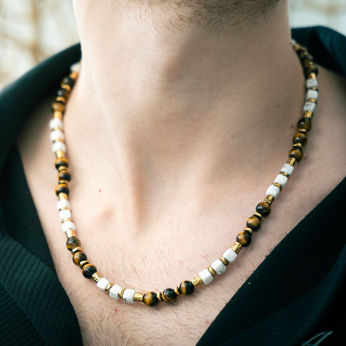 Collana Safari in occhio di tigre marrone e howlite bianca | 8mm