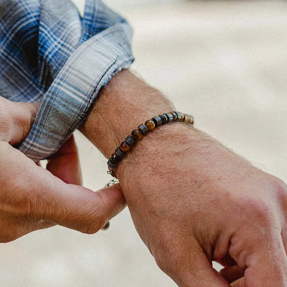Sighs Bracelet in Hematite and Tiger's Eye