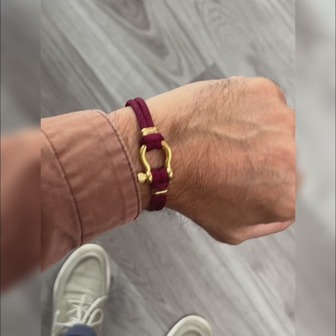 Carica video: Bracciale Titano Vulcano