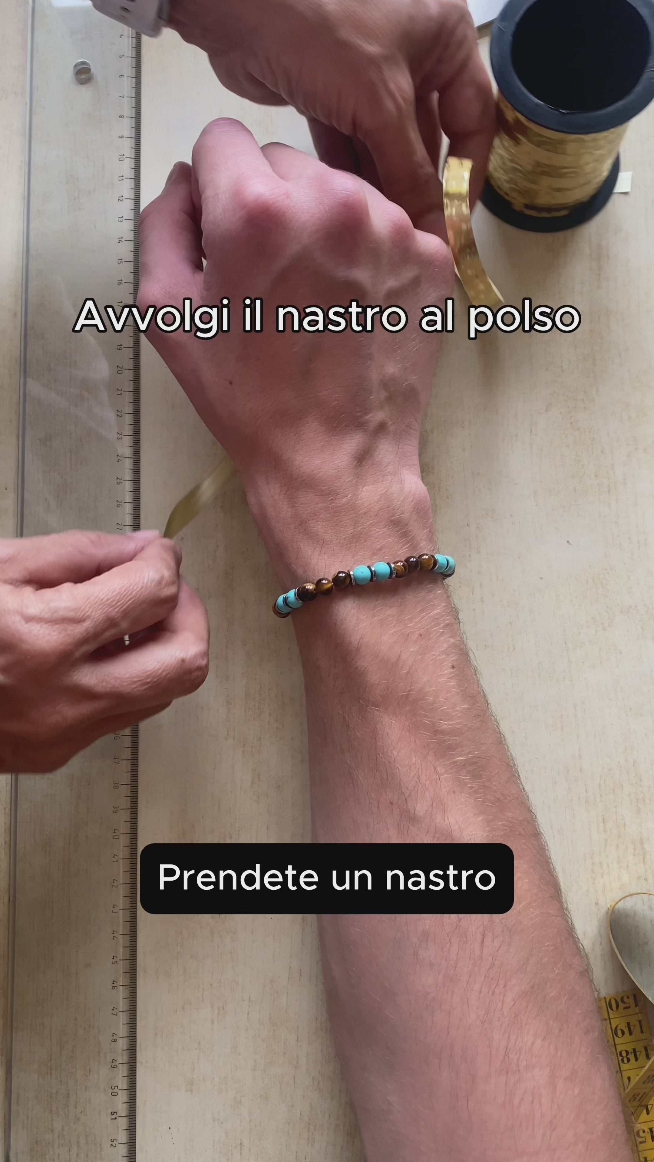 Carica il video: 