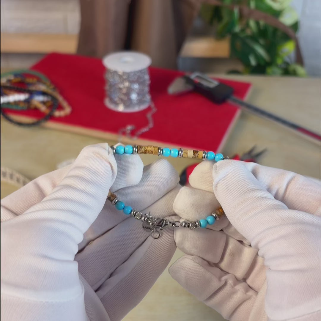 Carica video: Bracciale Maratea in aulite e diaspro | 4mm