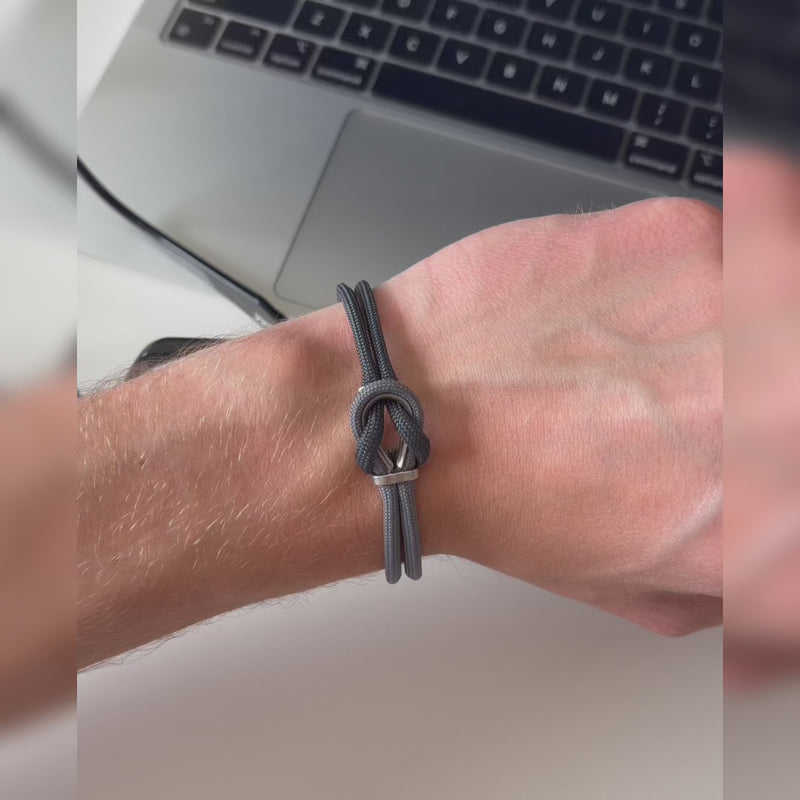 Bracciale Portofino Nereo in paracord grigio indossato al polso, video Lab93Studio