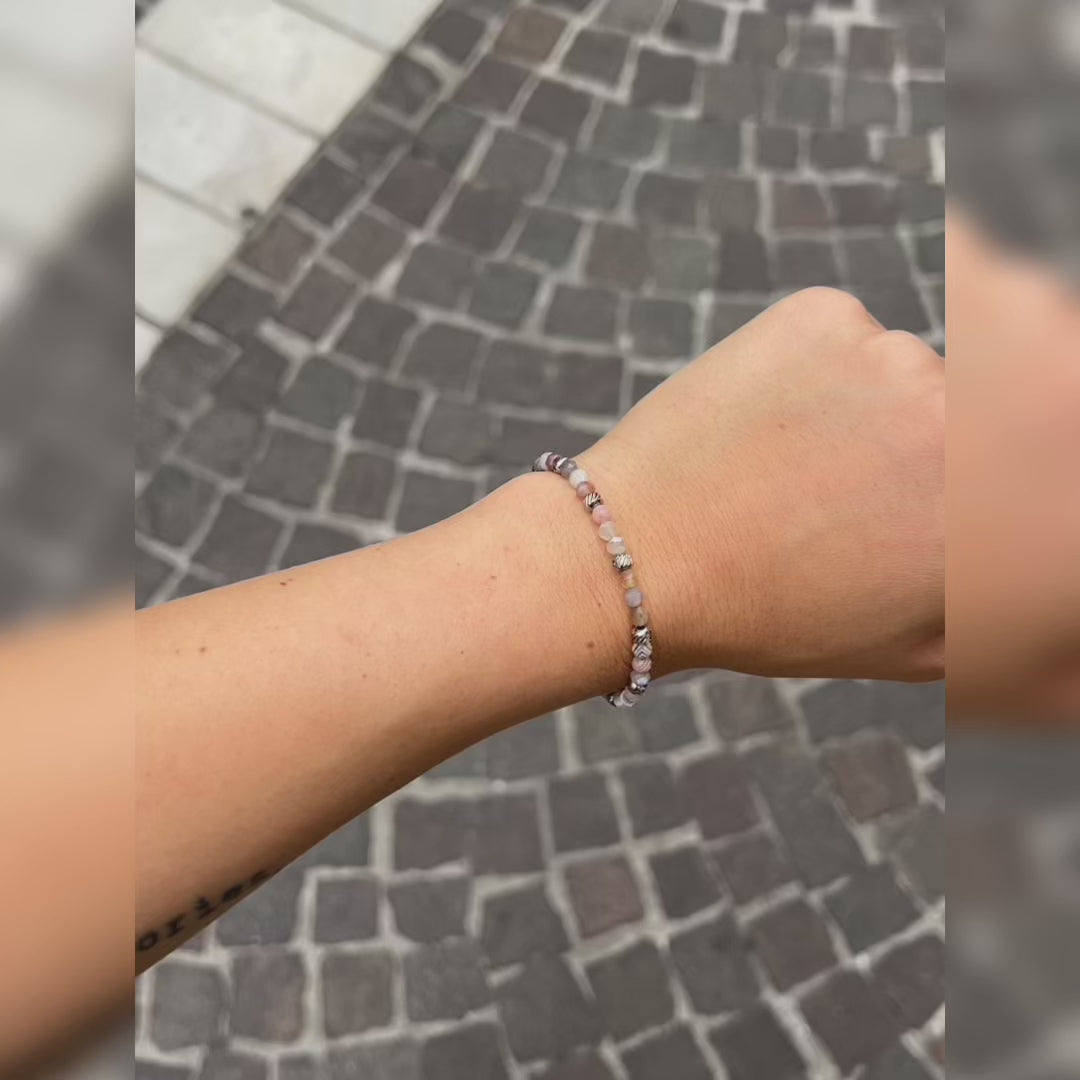 Carica video: Bracciale Sole di Mezzogiorno in Agata | 4mm