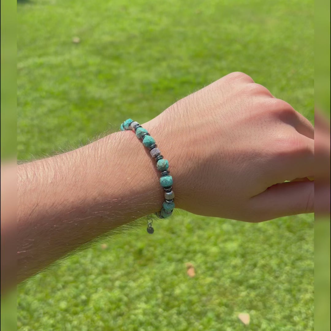 Carica video: Bracciale Horus in Howlite verde acqua | 6mm