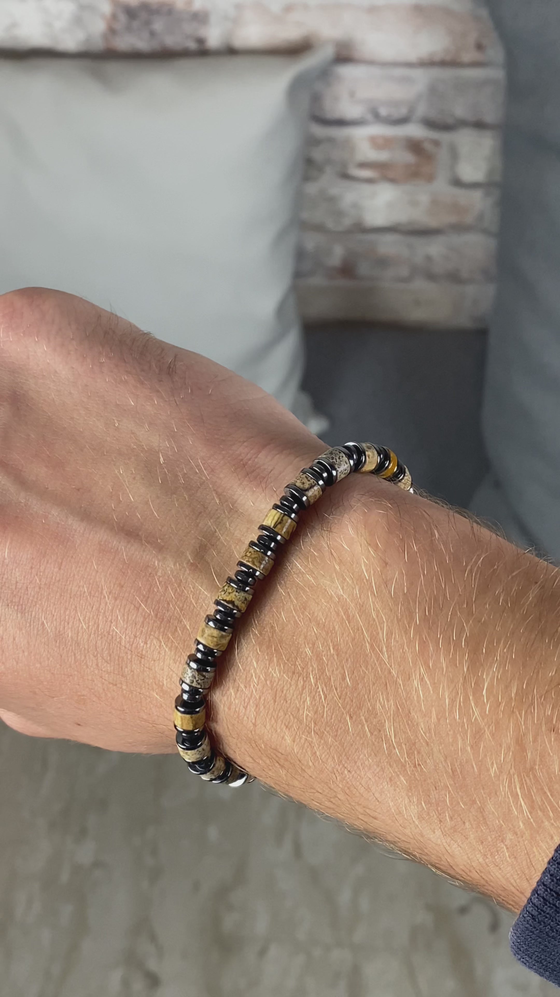 Carica video: Bracciale Adamello in Jasper Australiano ed ematite