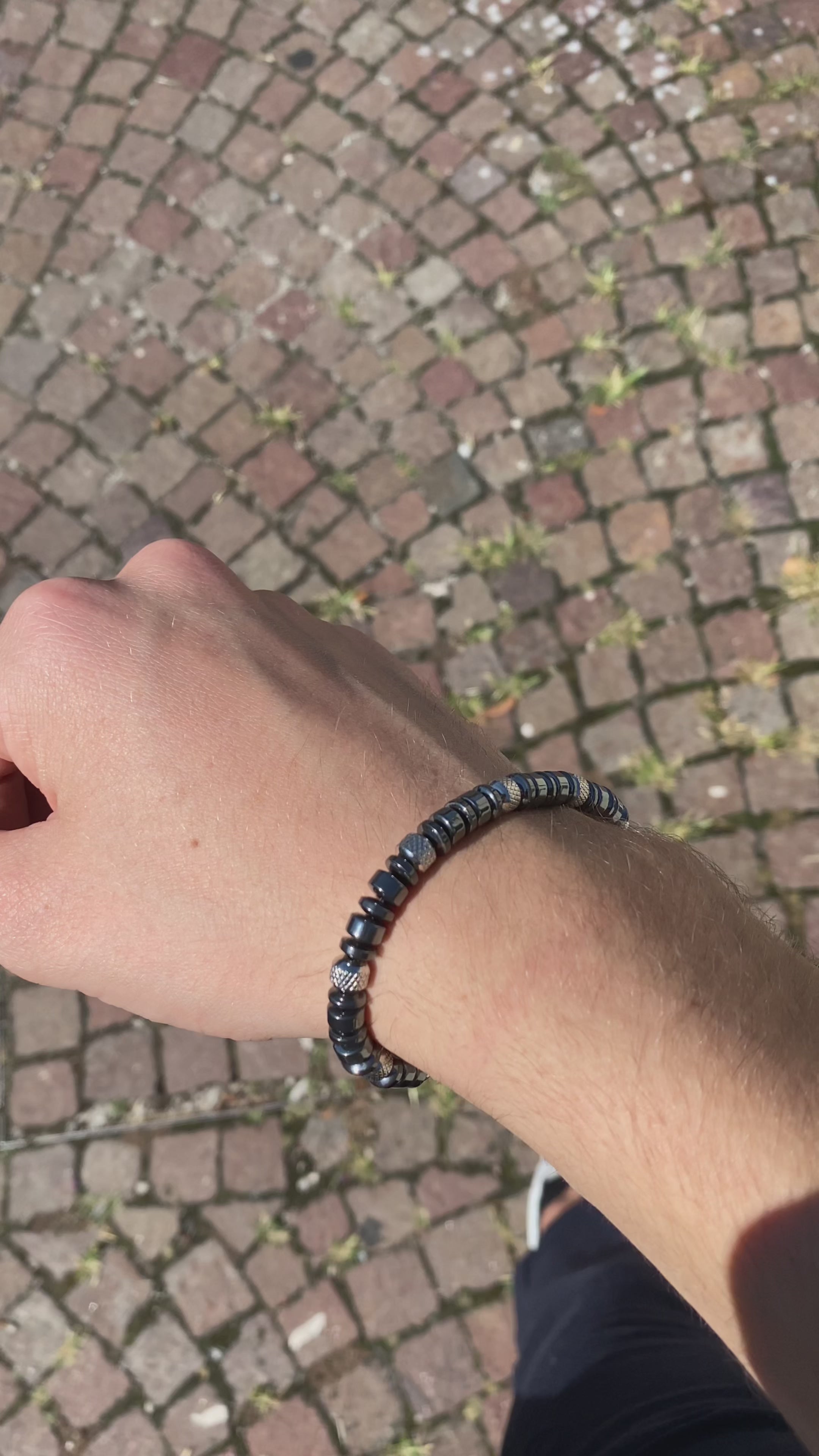 Carica video: Bracciale Navàl 2.0 in ematite