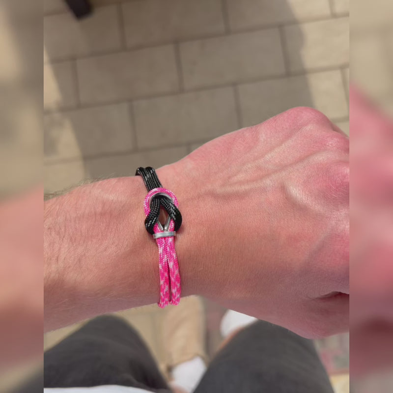 Bracciale Portofino Aliseo in paracord rosa e nero indossato al polso, video Lab93Studio