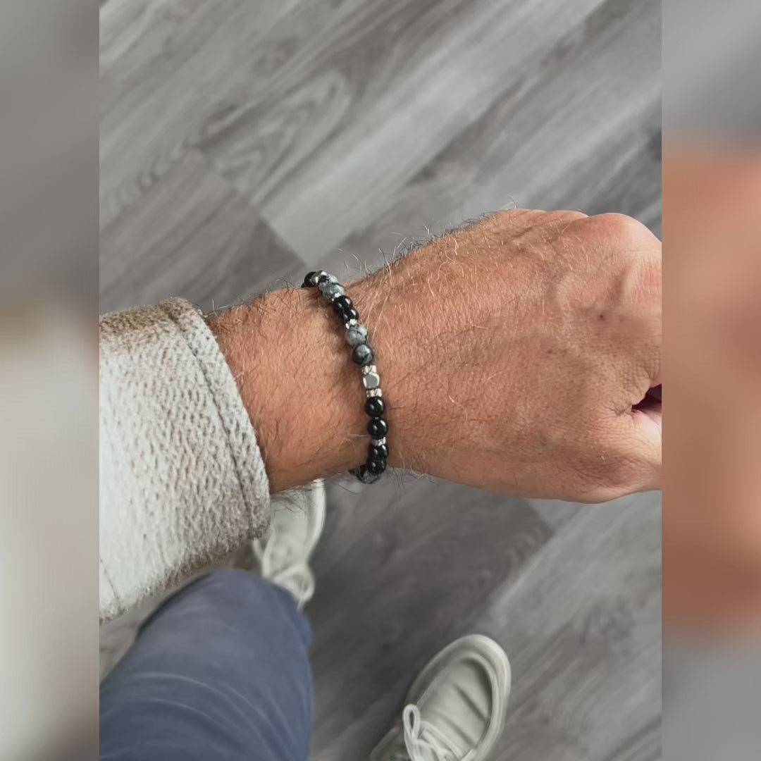Video laden: Schneeflocken-Armband aus Schneeflocken-Obsidian und Onyx | 6mm