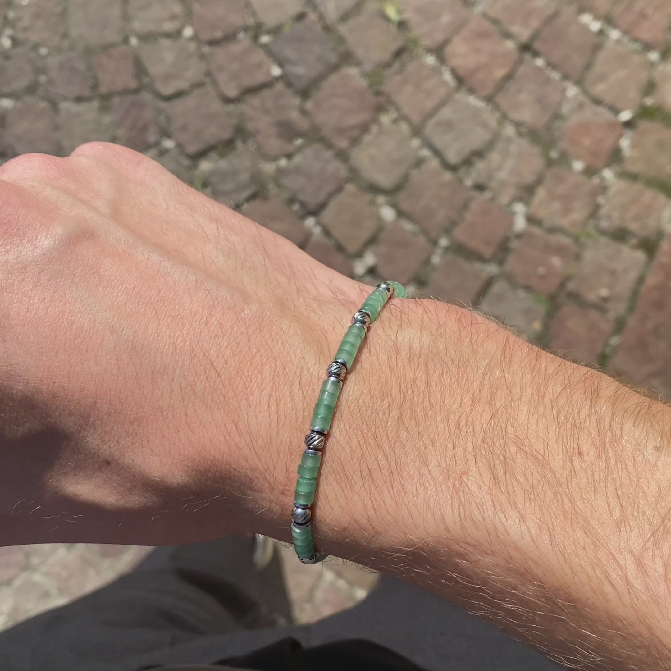 Carica video: Bracciale Eclisse in agata verde