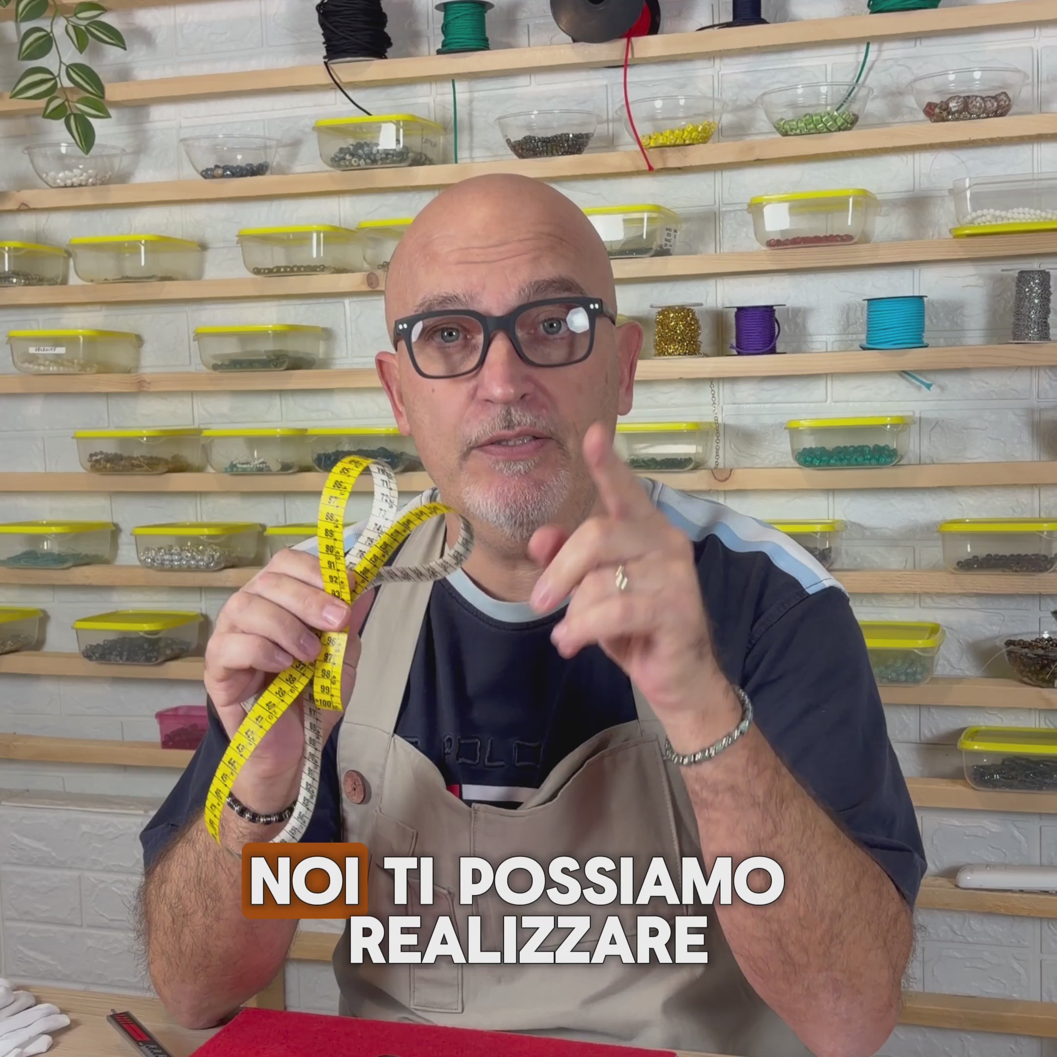 Carica video: Bracciale personalizzato su misura per te