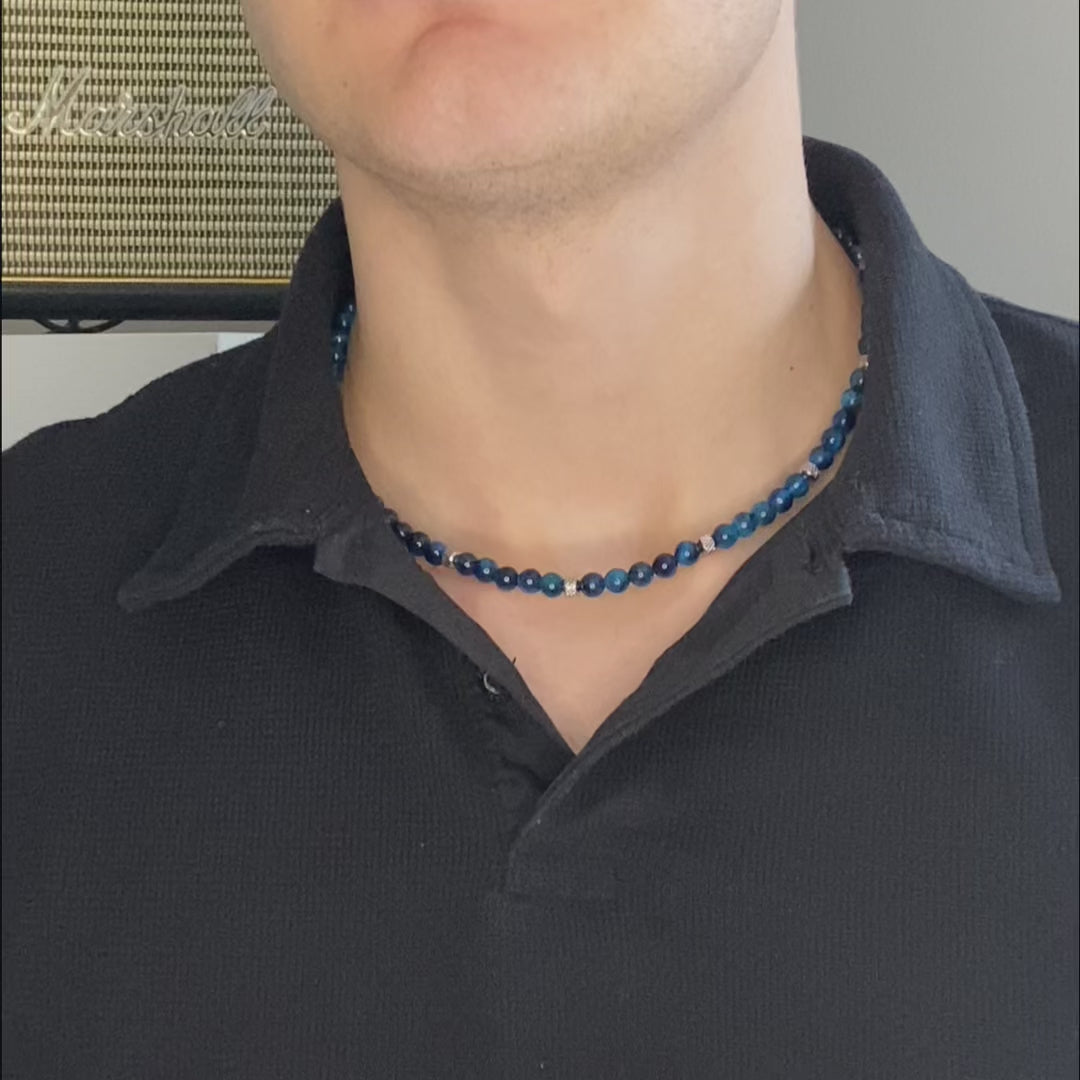 Carica video: Collana Doge in occhio di tigre | Blu zaffiro 6mm