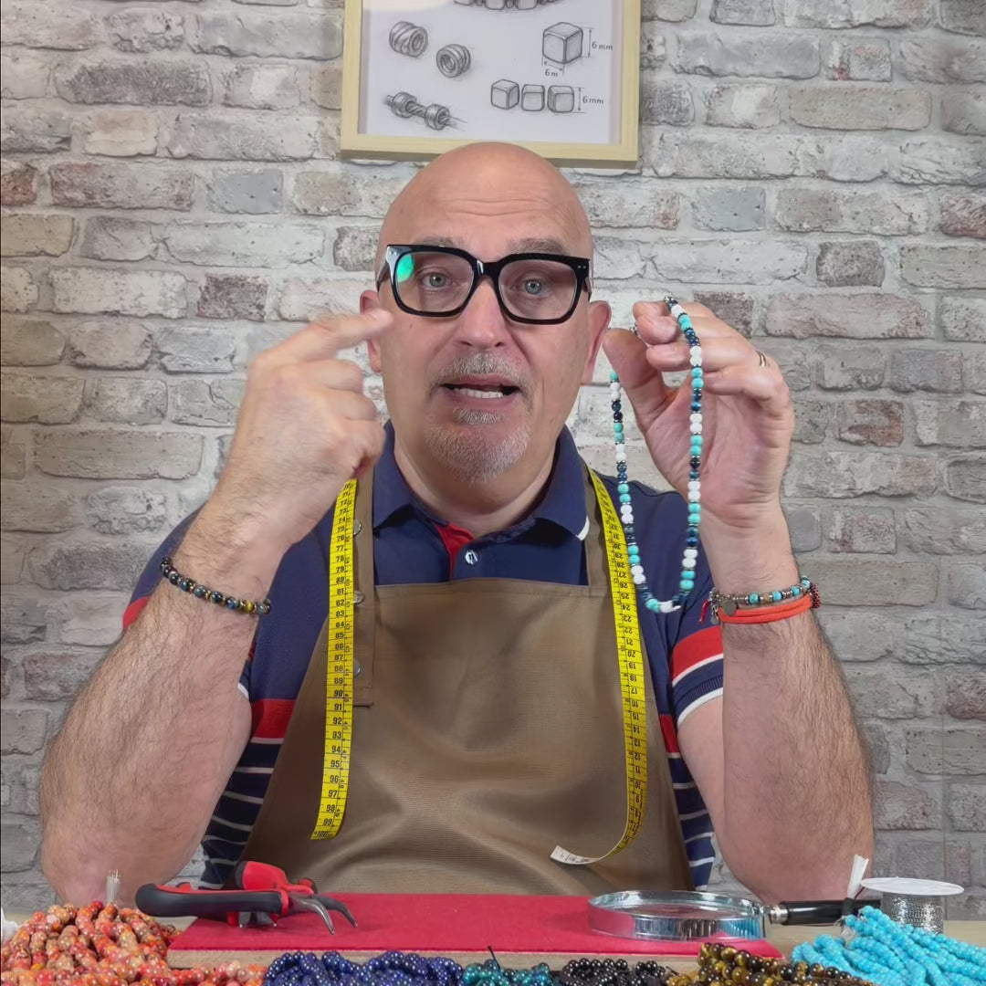 Carica video: Collana Lungomare in howlite turchese, agata e occhio di tigre | 6mm
